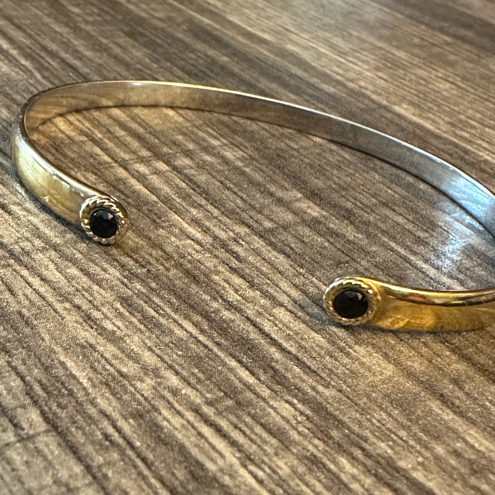WOW POSHMARK - Authentic Anna Beck 18K Gold & Black Onyx Smooth Cuff